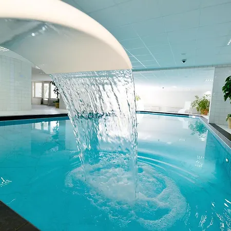 Strandhochhaus She6 Апартаменты Куксхафен