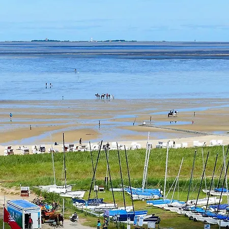 Strandhochhaus She6 *